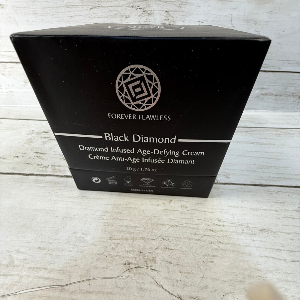 Forever Flawless Black Diamond Infused Age-Defying Cream 50g 1.76oz New in Box